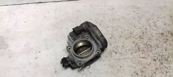 Mercedes-Benz CLK A208 C208 Throttle valve 1111410025 0205003044