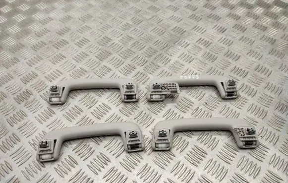 Skoda Octavia Mk4 A set of handles for the ceiling 4K4857607 4K4857643 4K4857644