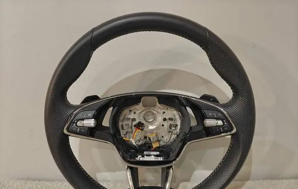 Skoda Octavia Mk4 Steering wheel 5E3959542G