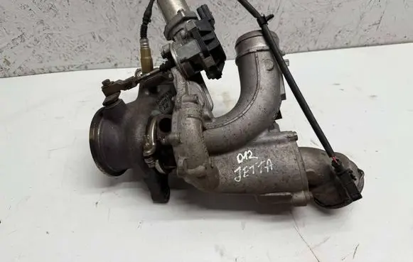 Volkswagen Jetta VI Turbo 06K145721D 06K145613C 3231509548