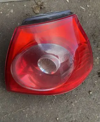 Volkswagen Golf V Rear/tail lights