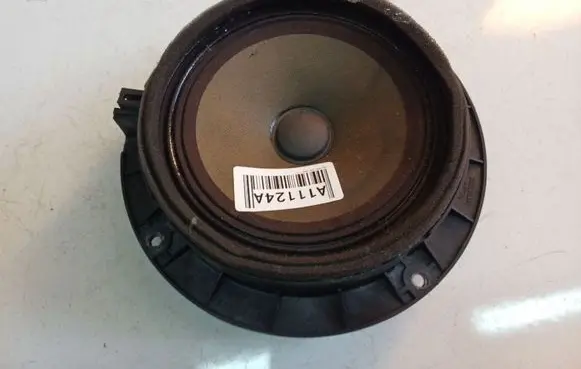 Hyundai i30 Front door speaker 