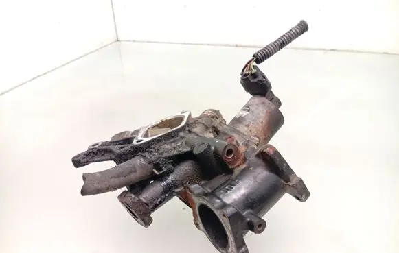 Opel Astra H EGR valve 8973586130