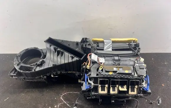 Audi A4 S4 B8 8K Interior heater climate box assembly 8K9A102054 B0AE4J 32321364