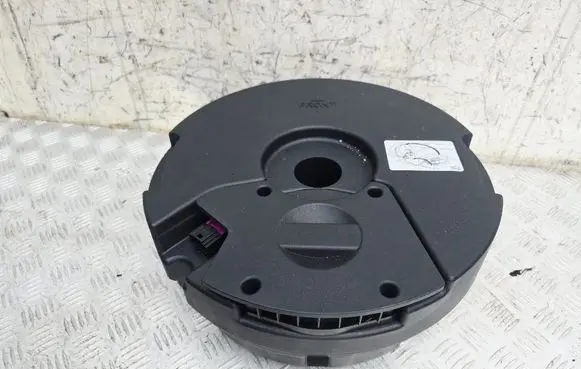 Volkswagen Atlas Subwoofer speaker 3CN035621A