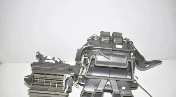 Land Rover Discovery 4 - LR4 Interior heater climate box assembly FH2218C424BA