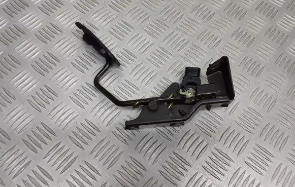 Toyota Previa (XR30, XR40) II Accelerator pedal position sensor 