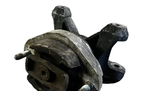 Audi A4 S4 B7 8E 8H Engine mounting bracket 8E0399115F