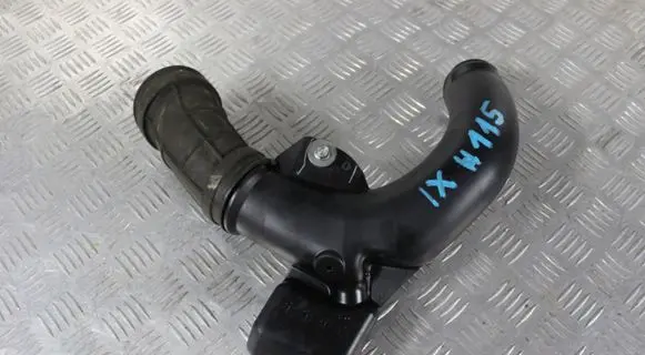 Intake resonator