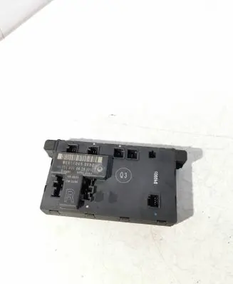 Mercedes-Benz SLK R171 Door control unit/module 1718200626 00000085