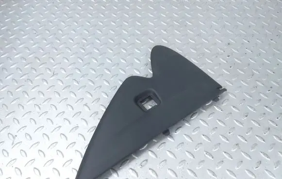 Dashboard side end trim
