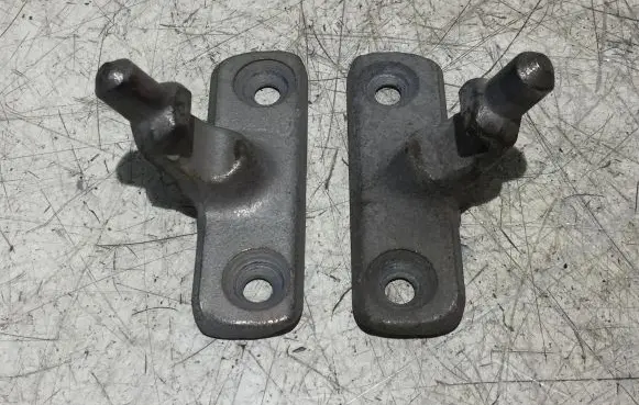 Iveco Daily 6th gen Sliding door check strap stopper 