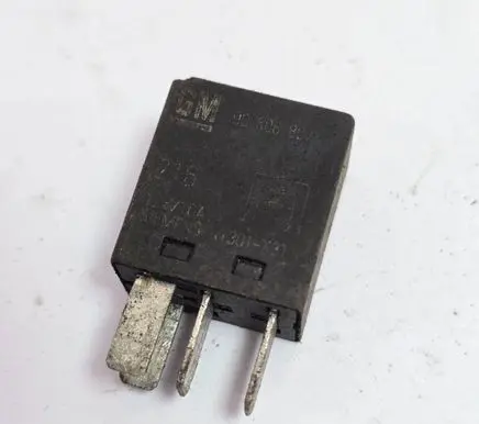 Opel Zafira A Other relay 90508807 A1301X31