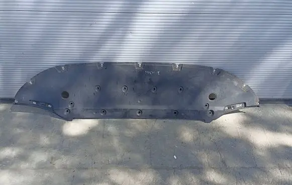 Ford Mustang Mach-E Engine splash shield/under tray LJ8B8B384AH
