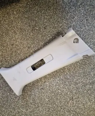 Nissan Leaf I (ZE0) Other interior part 769133NL0A