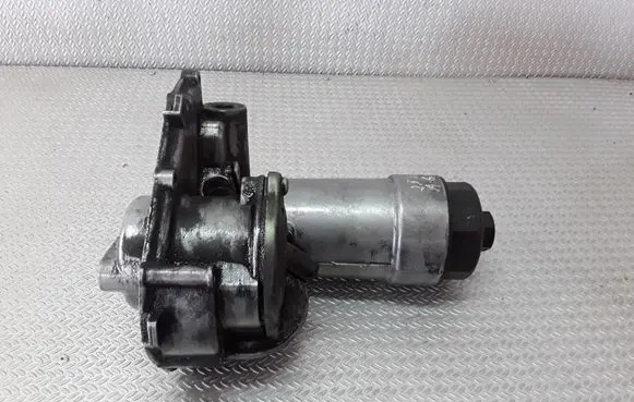 Audi A6 S6 C5 4B Oil filter mounting bracket 059115405F