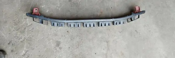 Suzuki Swift I Front bumper cross member