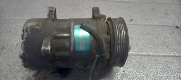 Peugeot 206 CC Air conditioning (A/C) compressor (pump)