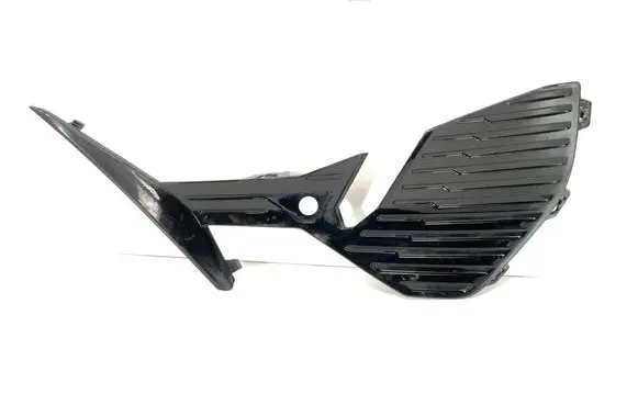 Peugeot 308 Front bumper lower grill 9837888180