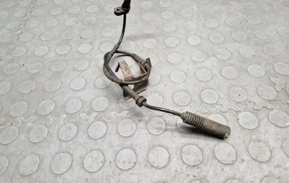 BMW 3 E90 E91 ABS brake wheel speed sensor 6762465