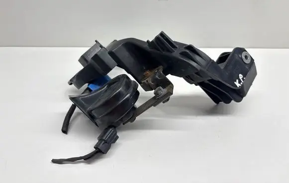 KIA Ceed Headlight/headlamp mounting bracket ET013E