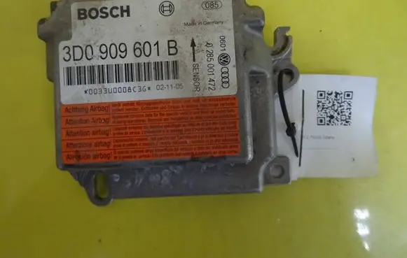 Volkswagen Touareg I Airbag control unit/module 3D0909601B 0285001472