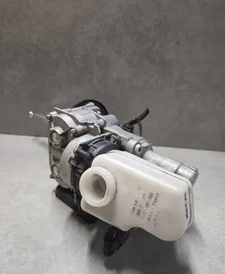 Volkswagen e-Golf Master brake cylinder 5QE611301 5QE614105C