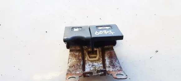 Nissan Micra Fuel tank opening switch 