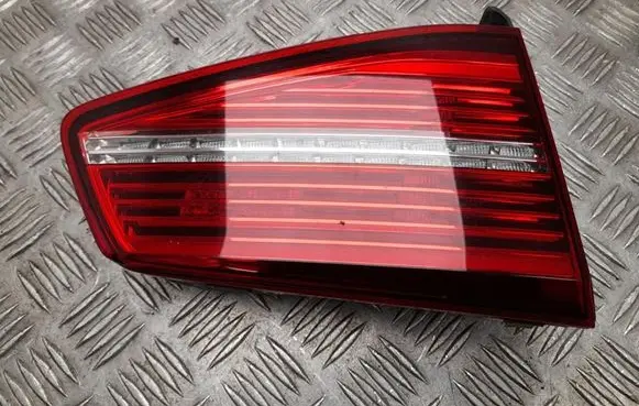 Volkswagen PASSAT B8 Rear/tail lights 3G9945307