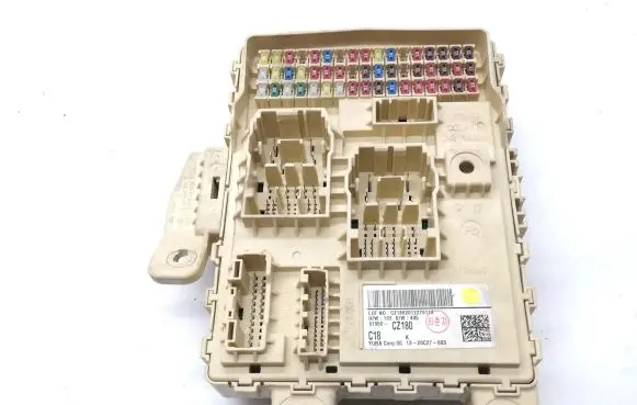 Hyundai Tucson IV NX4 Fuse module 91950CZ180