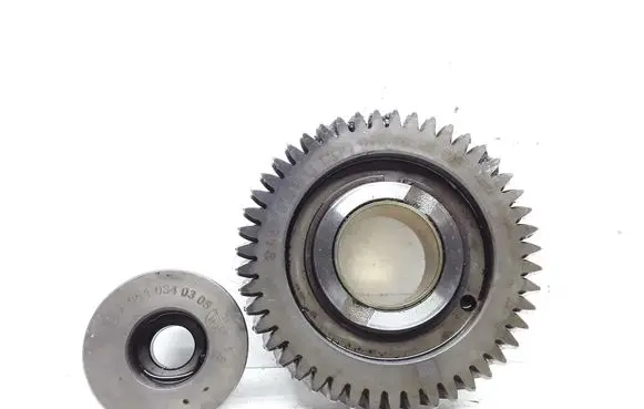 Mercedes-Benz E C207 W207 Crankshaft gear A6510301813 A6510340305