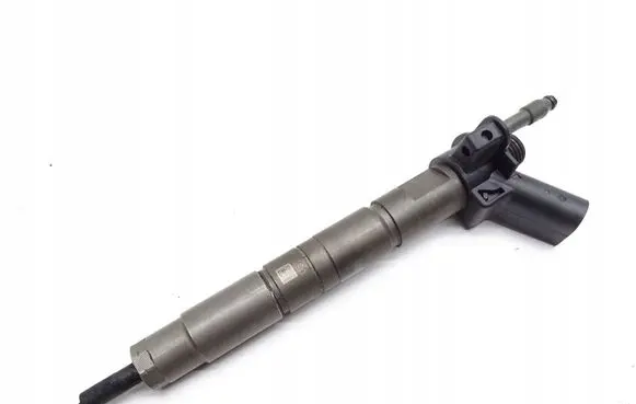 BMW 5 E60 E61 Fuel injector 7805428