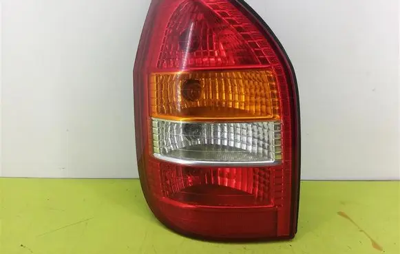 Opel Zafira A Rear/tail lights