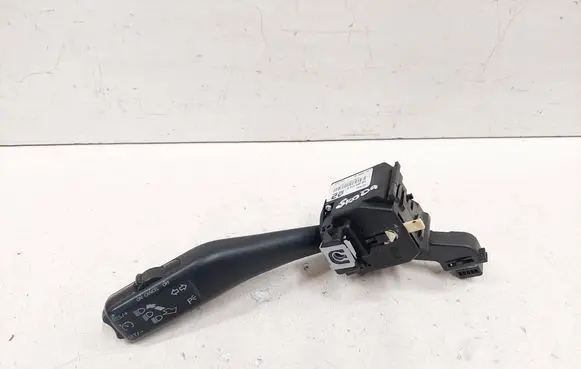 Skoda Octavia Mk2 (1Z) Indicator stalk 1K0953513G 01103512