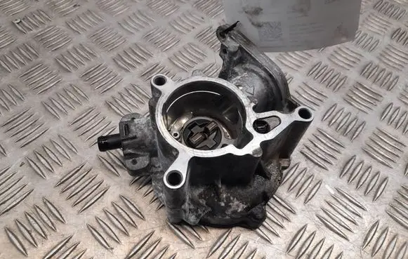 Audi Q5 SQ5 Vacuum pump 06J145100G