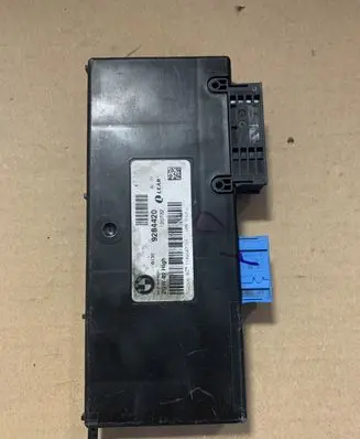 BMW M5 F90 Gateway control module 9284420 836713104