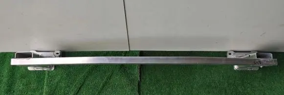 Peugeot 3008 II Front bumper support beam 9822100180