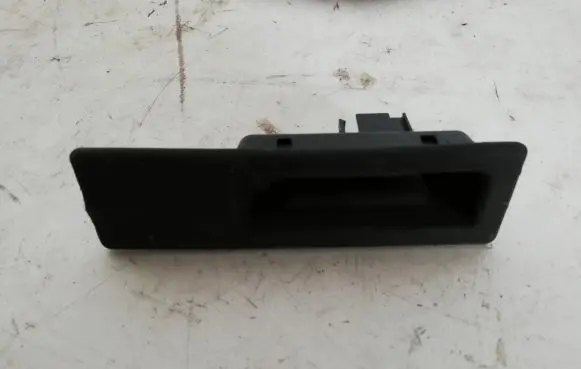 BMW 4 F32 F33 Tailgate/trunk/boot exterior handle 7368752 51247368752