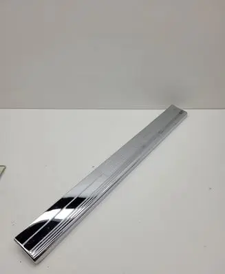 Mercedes-Benz CLS C219 Front sill trim cover A2196800135