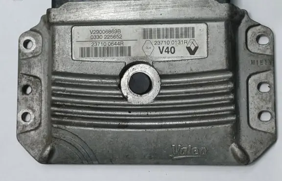 Renault Fluence Engine ECU kit and lock set 237100644R V29006869B