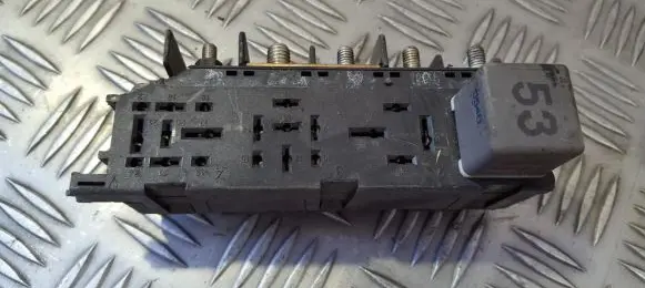 Audi A4 S4 B5 8D Fuse box set 8L0941822A 896063000