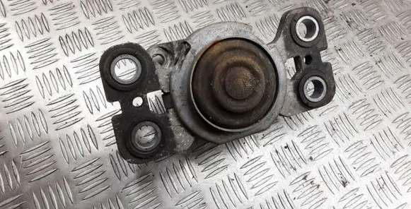 Volvo XC70 Gearbox mount 8090M03