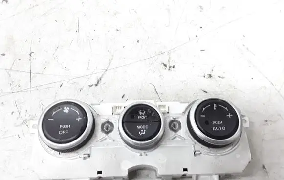 Mazda 6 Climate control unit TD28E6A