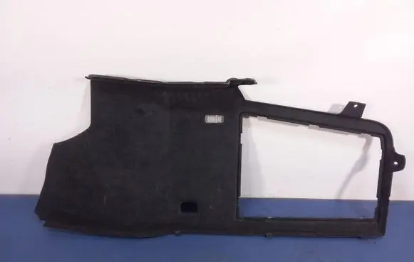 Volkswagen Phaeton Tailgate/boot cover trim set 