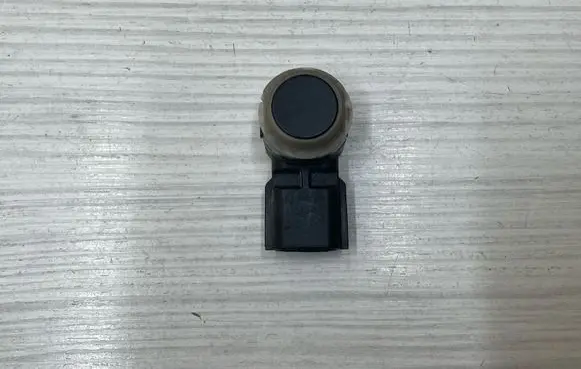 Renault Megane III Parking PDC sensor 284429097R 303957 1702220844