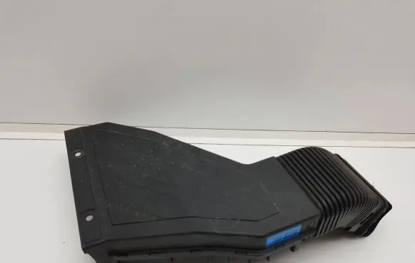 KIA Sportage Air intake duct part 28210D3300
