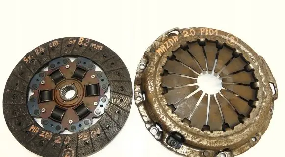 Mazda 3 III Clutch set kit PE0116410A PE02104804