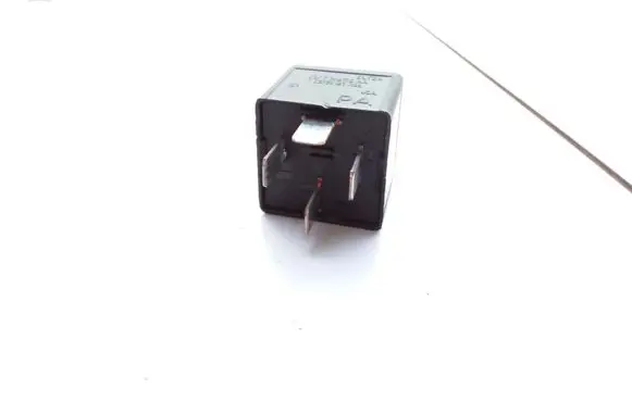 Ford Fiesta Hazard warning light relay 2S7T14B192AA
