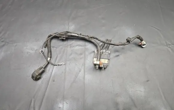 Positive cable (battery)
