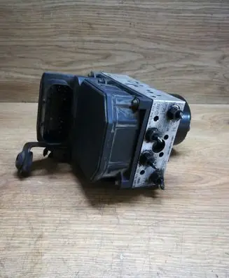Skoda Fabia Mk1 (6Y) ABS Pump 6Q0614417E